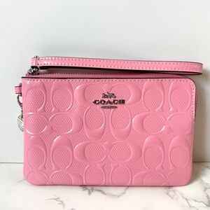 ❌SOLD❌ New Coach Corner Zip Wristlet Signature Patent Leather With Heart Charm